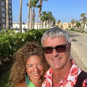 Meet your Posher, Alma